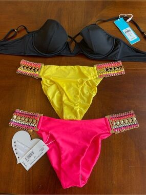 NWT beach bunny bikini XL top with L or XL bottoms